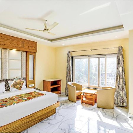 Hotel Woods View - Mall Road Mussoorie Kültér fotó