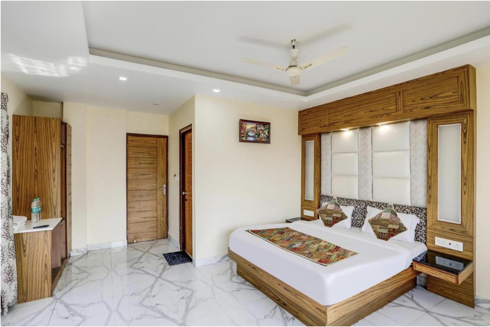 Hotel Woods View - Mall Road Mussoorie Kültér fotó