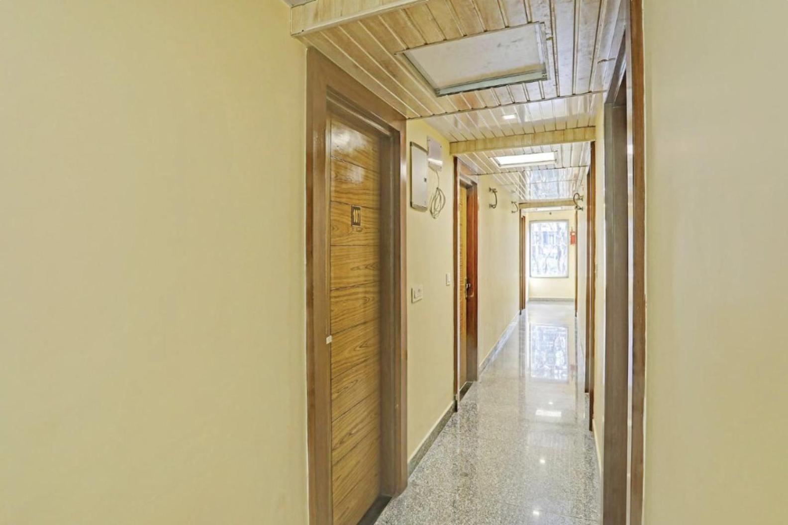 Hotel Woods View - Mall Road Mussoorie Kültér fotó